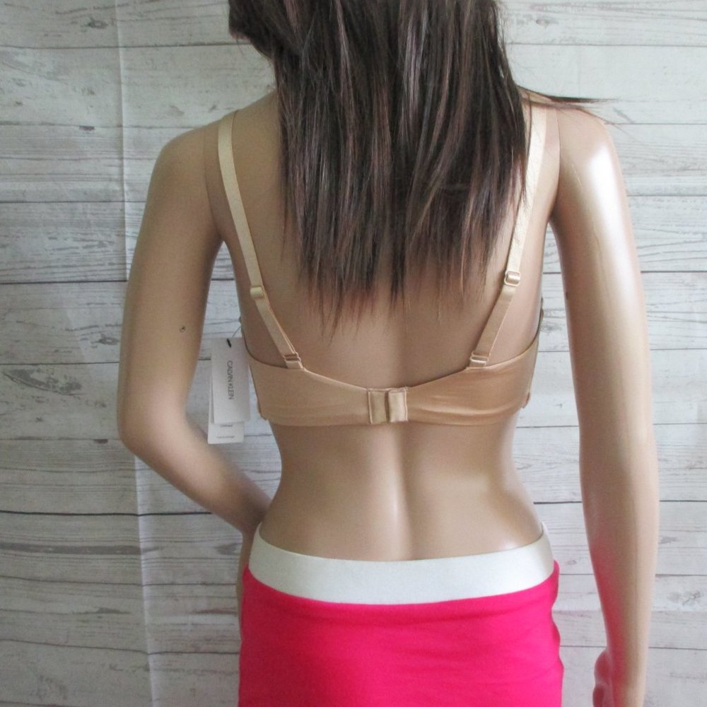 NWT - CALVIN KLEIN Full Coverage Unlined bra - sz 40DD - MSRP $48.50 - Picture 3 of 3
